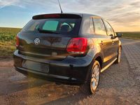 Gebraucht VW Polo 70 PS (51 kW) 2011 Schwarz Kleinwagen