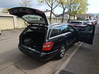 Gebraucht Mercedes E200 136 PS (100 kW) 2010 Schwarz Kombi