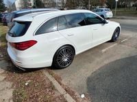 Gebraucht Mercedes C220 200 PS (147 kW) 2021 Weiß Kombi