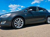 Gebraucht Opel Astra 125 PS (91 kW) 2011 Limousine