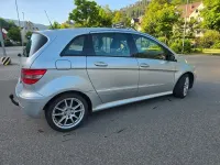 Gebraucht Mercedes B200 140 PS (102 kW) 2006 Silber Van / Kleinbus