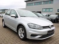 Gebraucht VW Golf VII 116 PS (85 kW) 2018 Silber Limousine