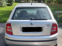 Gebraucht Skoda Fabia 75 PS (55 kW) 2003 Silber Limousine