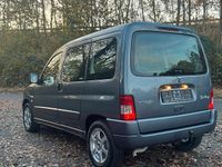 Gebraucht Citroën Berlingo 75 PS (55 kW) 2007 Blau Van / Kleinbus