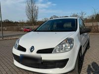 Gebraucht Renault Clio III 75 PS (55 kW) 2009 Weiß Kleinwagen