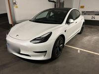 gebraucht Tesla Model 3 SR - Neuwertig