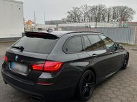 Gebraucht BMW M550 380 PS (279 kW) 2014 Grau Limousine