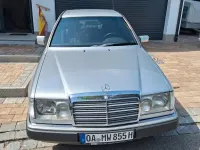 Gebraucht Mercedes 230 132 PS (97 kW) 1990 Silber