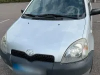 Gebraucht Toyota Yaris 68 PS (50 kW) 2002 Silber Kleinwagen