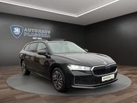 Gebraucht Skoda Superb Selection 193 PS (141 kW) 2025 Ebony schwarz Kombi