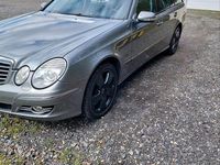 Gebraucht Mercedes E320 Avantgarde 224 PS (164 kW) 2007 Grau Kombi