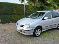 Gebraucht Nissan Almera Tino 2005 Silber Van / Kleinbus