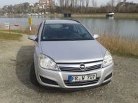 Gebraucht Opel Astra 101 PS (74 kW) 2007 Silber Kombi