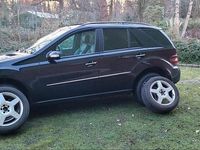 Gebraucht Mercedes ML320 224 PS (164 kW) 2007 Schwarz SUV