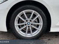 Gebraucht BMW 320 Comfort Edition 190 PS (139 kW) 2025 Alpinweiß uni Limousine