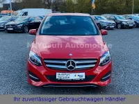 Gebraucht Mercedes B220 177 PS (130 kW) 2016 Rot Kleinwagen