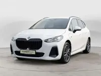 Gebraucht BMW 225 Active Tourer M Sport 245 PS (180 kW) 2023 Weiß Van / Kleinbus
