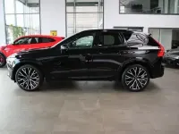 Gebraucht Volvo XC60 R-Design 190 PS (139 kW) 2020 Schwarz SUV