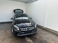 Gebraucht Mercedes GLA220 Urban 170 PS (125 kW) 2018 Schwarz SUV