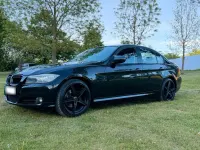 Używany BMW 320 170 KM (125 kW) 2009 Czarny Sedan/Limuzyna