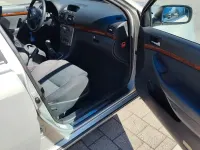 Gebraucht Toyota Avensis 129 PS (94 kW) 2005 Grün Kombi