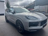 Gebraucht Porsche Cayenne 470 PS (345 kW) 2024 Grau SUV