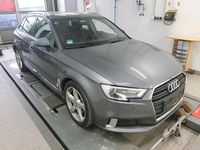 Gebraucht Audi A3 Sport 116 PS (85 kW) 2019 Grau Limousine