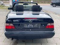 gebraucht Mercedes E220 Cabriolet,Top,AMG Alu,Tüv 05/2025