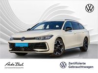 Gebraucht VW Passat R-line 150 PS (110 kW) 2024 Oryxweiß perlmutteffekt Kombi