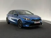 Gebraucht Kia Ceed Spirit 160 PS (117 kW) 2024 Blau Kleinwagen