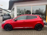 Gebraucht Renault Clio Techno 94 PS (69 kW) 2023 Rot Kleinwagen