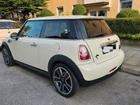 Gebraucht Mini Cooper D 111 PS (81 kW) 2013 Weiß Kleinwagen