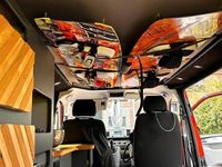 Gebraucht VW Transporter 102 PS (75 kW) 2016 Rot Van