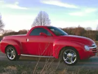 Używany Chevrolet SSR 396 KM (291 kW) 2005 Czerwony Pickup
