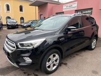 Gebraucht Ford Kuga Titanium 150 PS (110 kW) 2019 Schwarz SUV