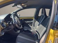 Gebraucht VW up! high up! 90 PS (66 kW) 2018 Gelb Kleinwagen