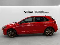 Gebraucht Hyundai i30 Advantage 101 PS (74 kW) 2024 Engine red (rot) Limousine