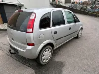 Gebraucht Opel Meriva 100 PS (73 kW) 2004 Silber Van / Kleinbus