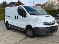 Gebraucht Opel Vivaro 145 PS (106 kW) 2010 Weiß Van / Kleinbus