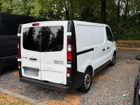 Gebraucht Renault Trafic 120 PS (88 kW) 2018 Weiß Van / Kleinbus