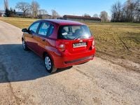 Używany Chevrolet Aveo 101 KM (74 kW) 2009 Czerwony Hatchback
