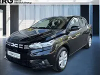 Używany Dacia Sandero Expression 91 KM (66 kW) 2024 Czarny Sedan/Limuzyna