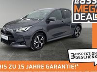 Neu Toyota Yaris Hybrid 116 PS (85 kW) 2025 Grau Limousine