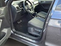 Gebraucht VW T-Cross R-line 150 PS (110 kW) 2024 Grau SUV