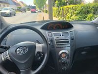 gebraucht Toyota Yaris Sehr schönes Garagenwagen