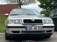 Gebraucht Skoda Octavia Solution 101 PS (74 kW) 1999 Silber Limousine
