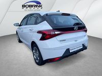 Gebraucht Hyundai i20 Select 101 PS (74 kW) 2022 Weiß Limousine