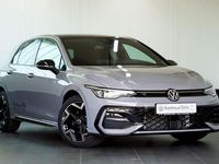 Gebraucht VW Golf VIII R-line 150 PS (110 kW) 2025 Mondsteingrau schwarz Limousine