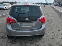 Gebraucht Opel Meriva 140 PS (102 kW) 2011 Silber Van / Kleinbus