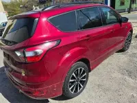 Gebraucht Ford Kuga ST-Line 180 PS (132 kW) 2018 Rubyrot (metallic) SUV